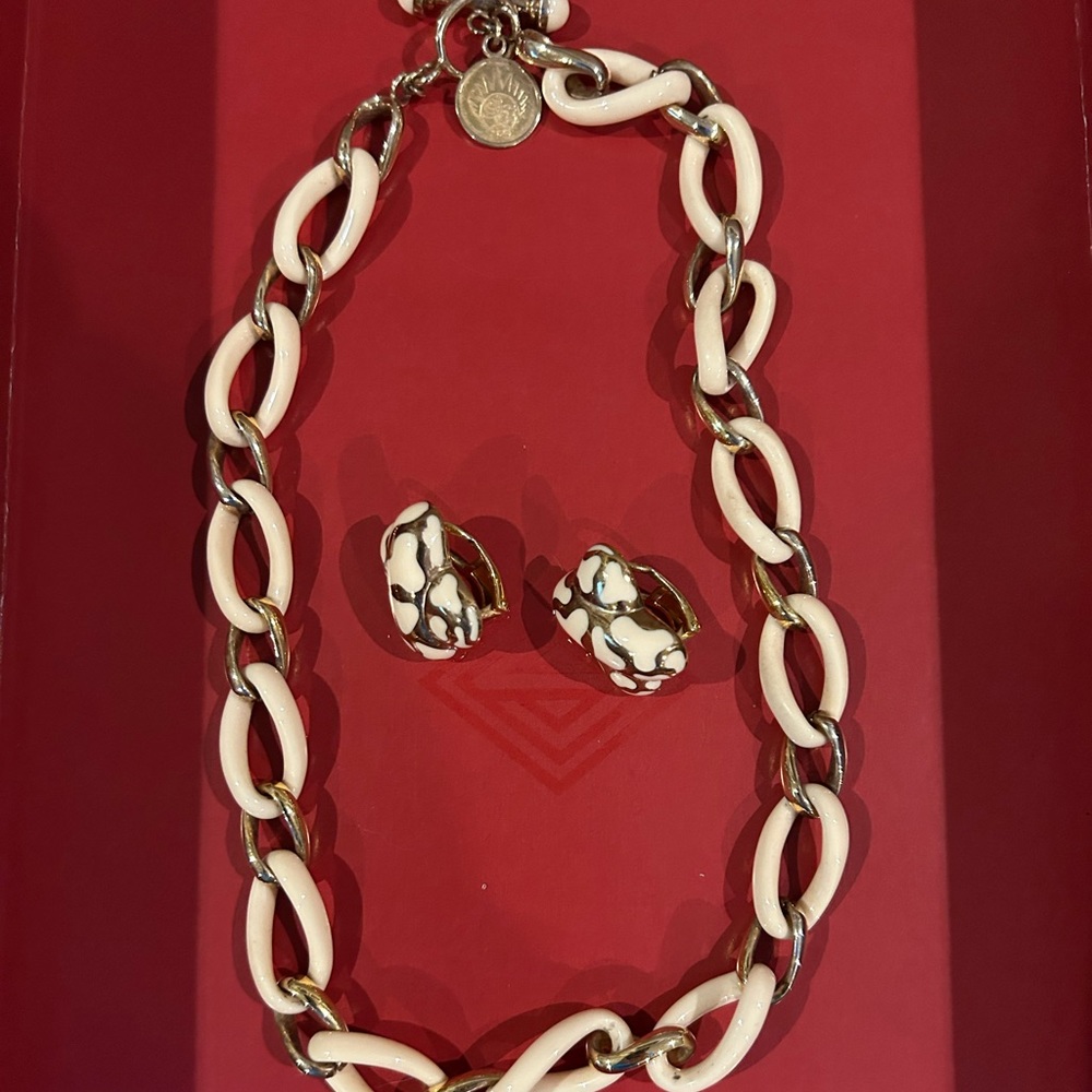 Angelique de Paris Necklace and Earrings Set